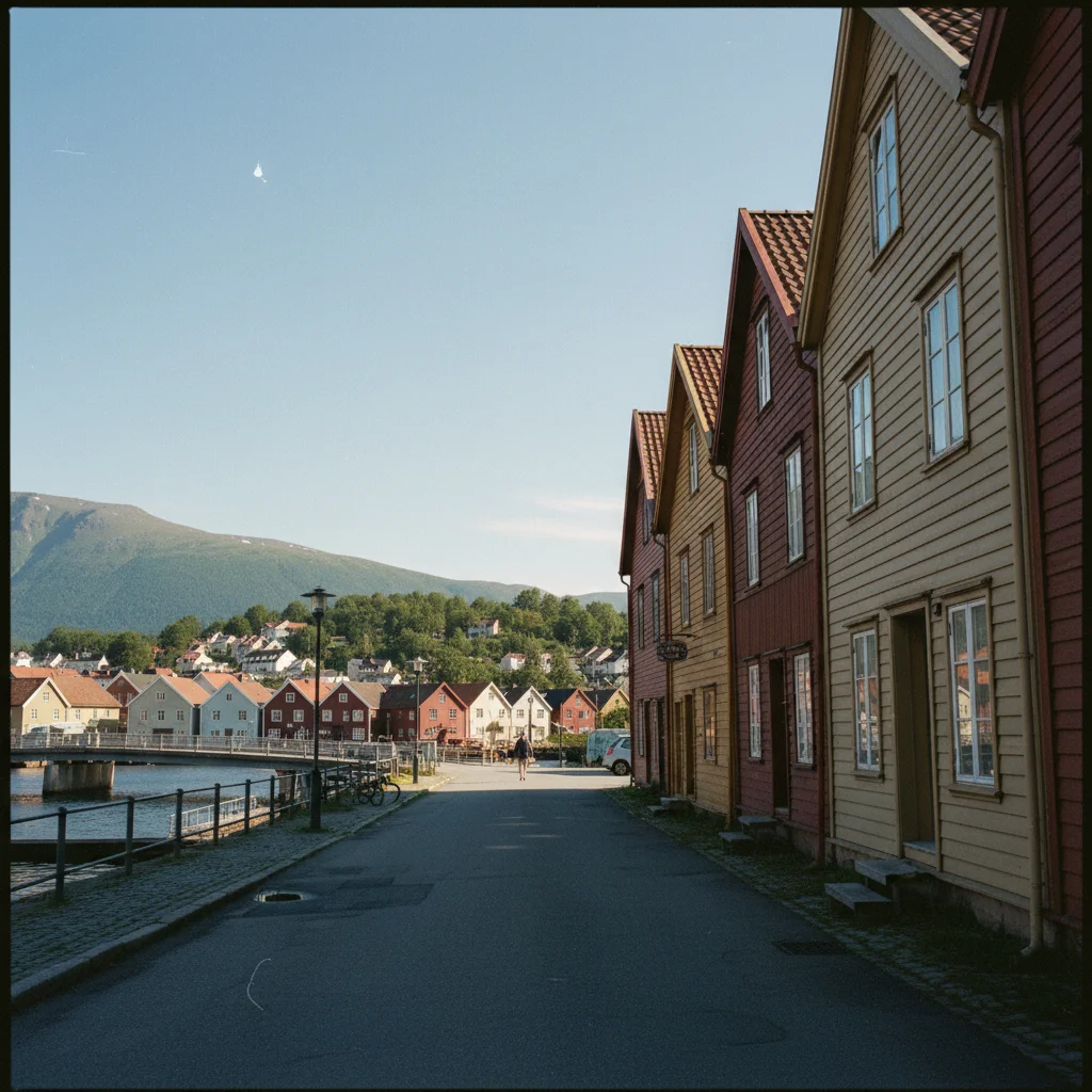 Historische Holzhäuser in der Altstadt von Tromsø